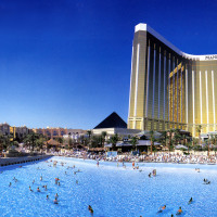 Mandalay Bay 11-acre Sand-and-Surf Beach, USA